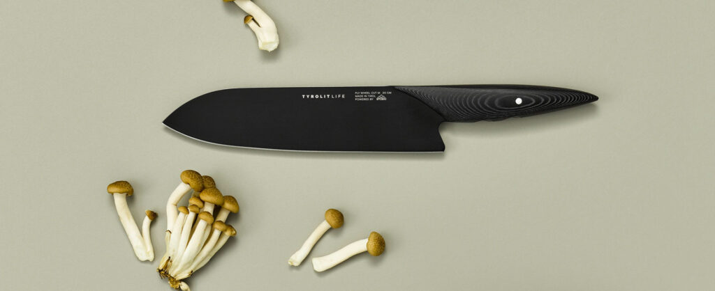Leather blade guard included with Fly Wheel Cut M