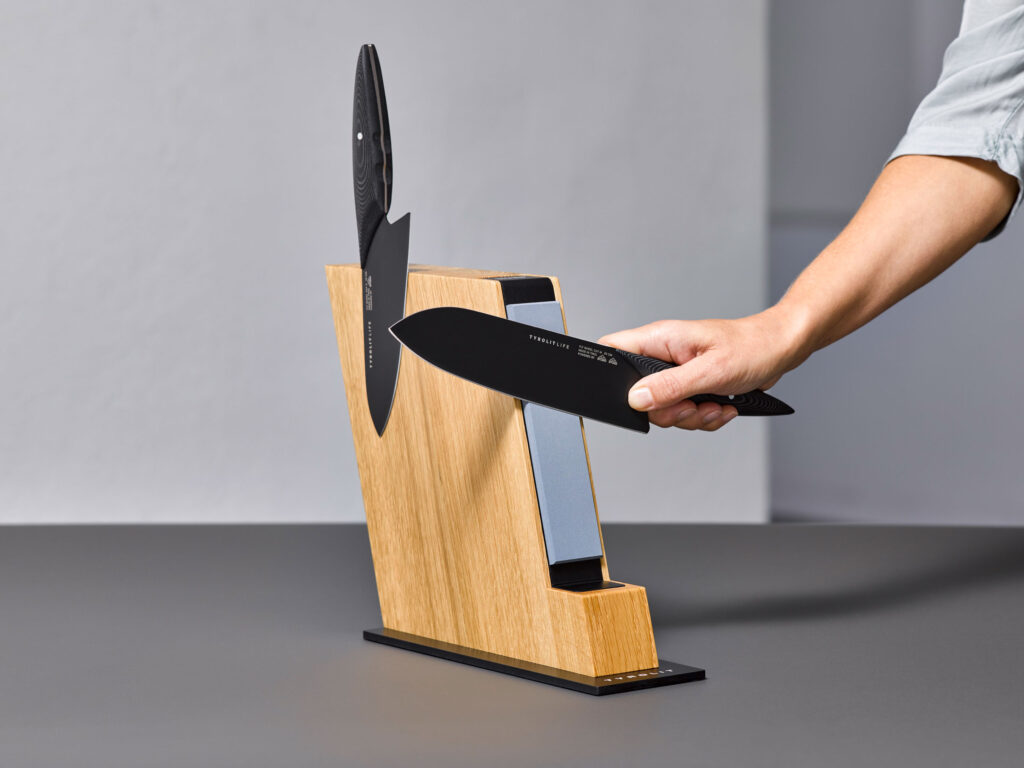 Magnetic knife blocks with sharpener for your knives