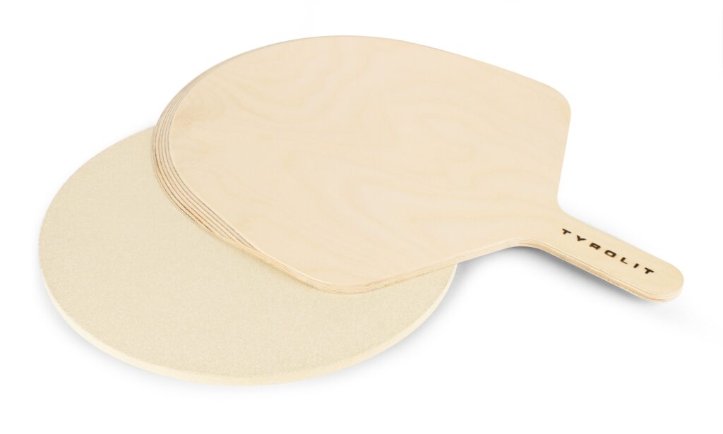 What do I have to consider with a pizza stone?
