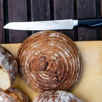 TYROLIT Life Iceline Bread Knife Application